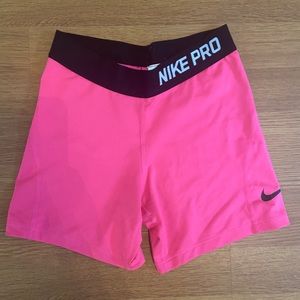 Girl’s Nike pro spandex
